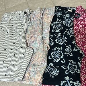 Gap pajama pants 4 pair bundle Size medium